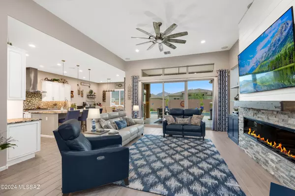 Oro Valley, AZ 85755,360 E Arizona Poppy DR