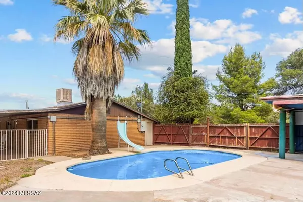 Oracle, AZ 85623,510 N John Adams ST