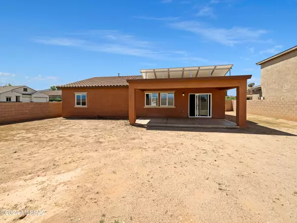 Vail, AZ 85641,424 W RG Lee PL