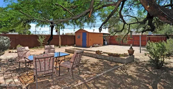 Tucson, AZ 85719,1424 E 10Th ST