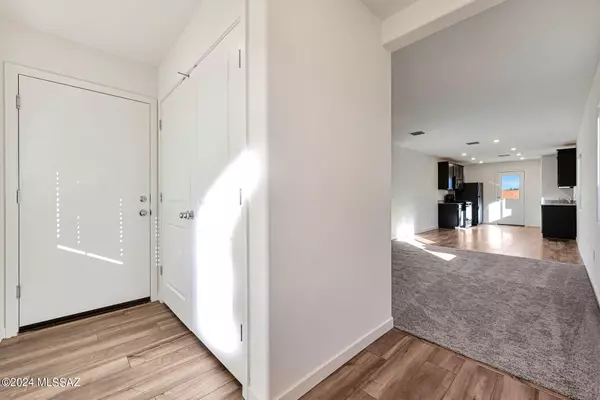 Tucson, AZ 85757,7615 S Meadowsweet CT