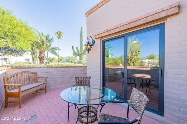 Tucson, AZ 85715,2561 N Avenida San Valle