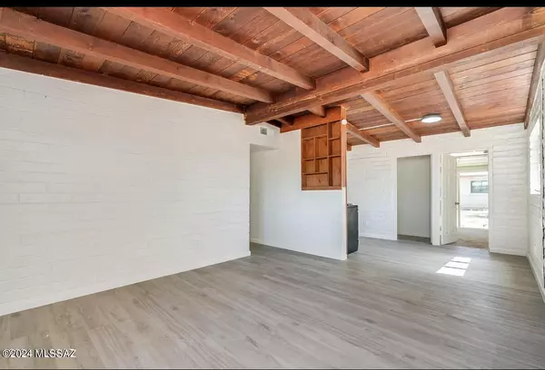 Tucson, AZ 85716,3550 E Blacklidge DR