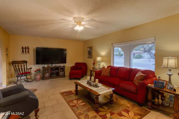 Green Valley, AZ 85614,1901 S San Vincent DR