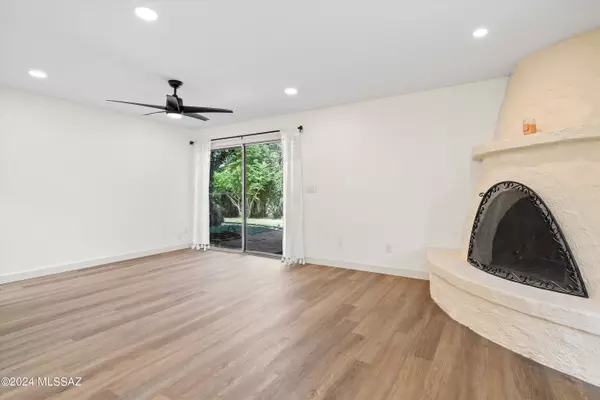 Tucson, AZ 85704,5248 N Pueblo Villas DR