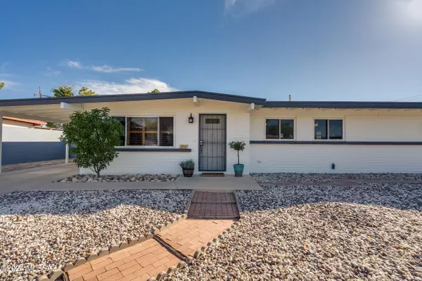 Tucson, AZ 85704,853 W Wheatridge DR