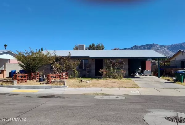 3751 E Drydock Place,  Tucson,  AZ 85739