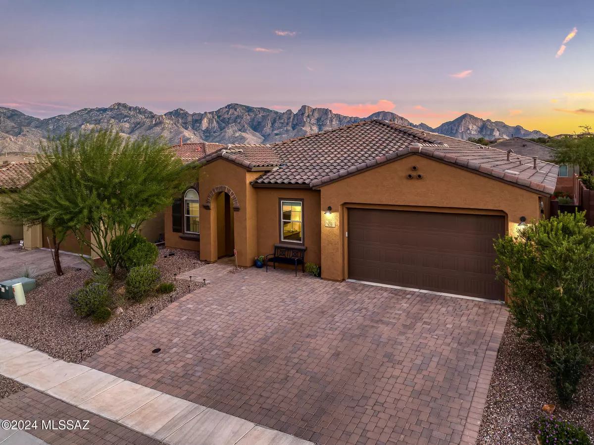 Oro Valley, AZ 85755,420 E Arizona Poppy DR