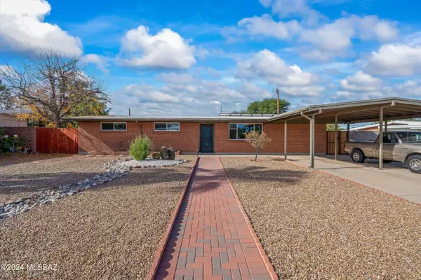 Tucson, AZ 85710,642 S Marvin AVE