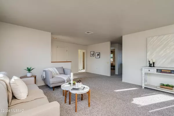 Green Valley, AZ 85614,120 N Candlelight DR