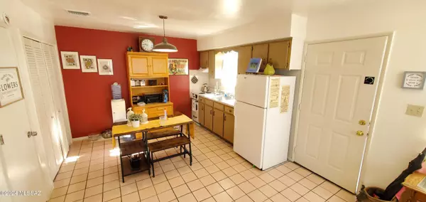 Rio Rico, AZ 85648,530 Andres CT