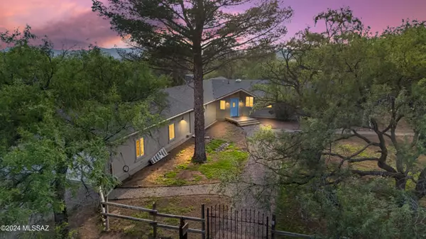 15555 W Hardscrabble RD, Arivaca, AZ 85601