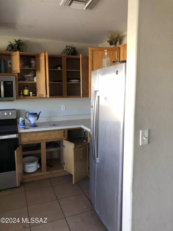 Tucson, AZ 85705,2488 W Chris Oliver WAY