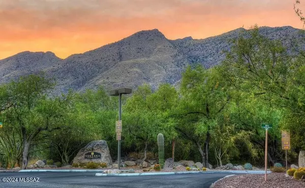 6655 N Canyon Crest DR #8247, Tucson, AZ 85750