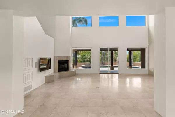 Tucson, AZ 85750,6872 E Desert Wind CT