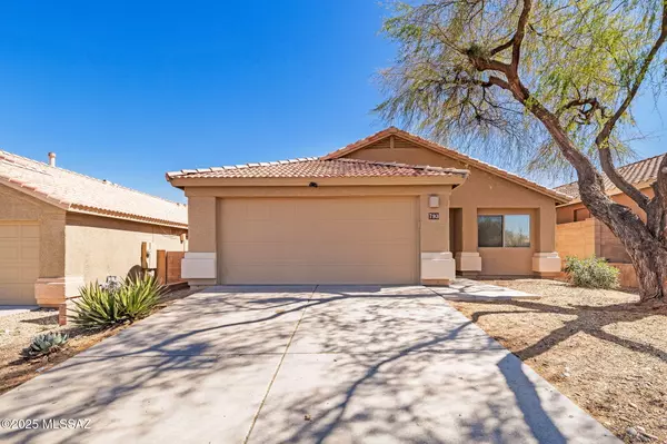 Vail, AZ 85641,793 S Painted River WAY