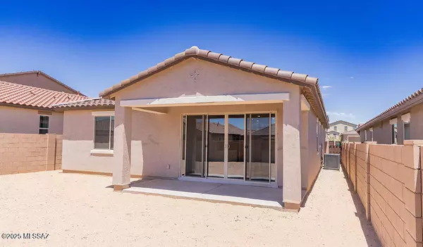 Sahuarita, AZ 85629,733 W Calle Las Varitas