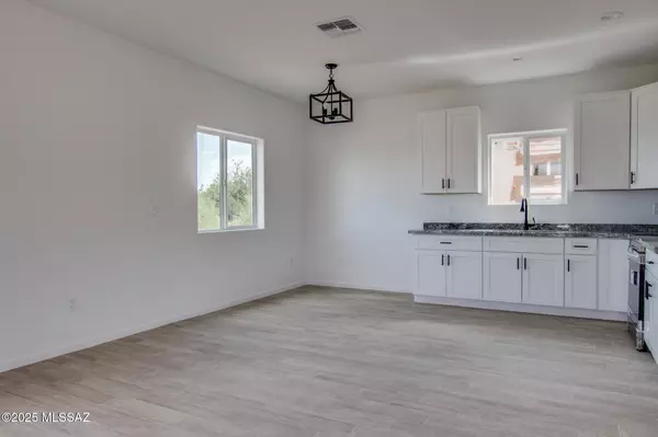 Tucson, AZ 85714,4114 S 12th AVE