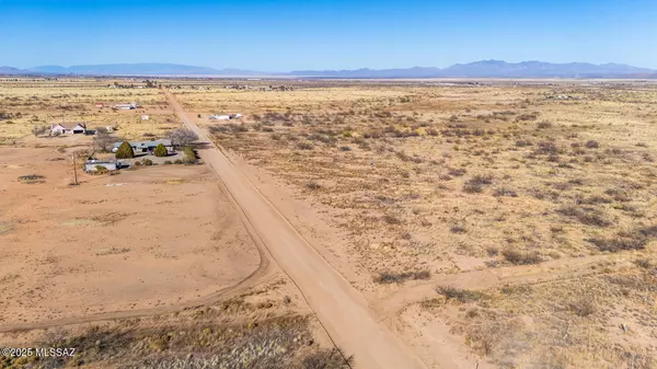 Pearce, AZ 85625,0.83 Acres S Central RD #11