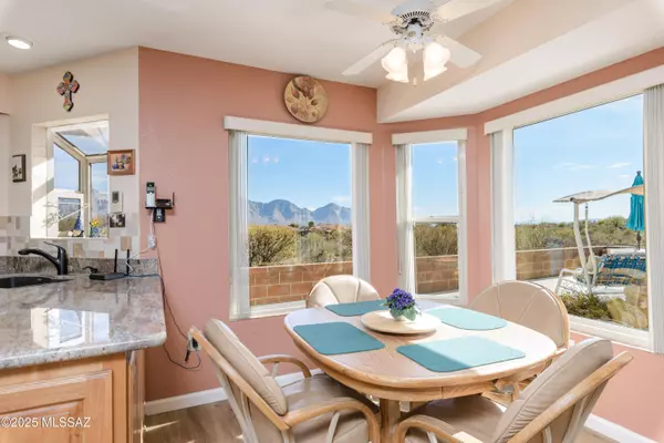 Oro Valley, AZ 85755,838 E Desert Glen DR