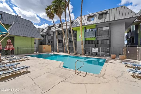 Tucson, AZ 85719,911 N Euclid AVE #212