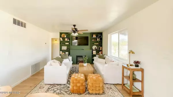 Tucson, AZ 85716,2906 E Presidio RD