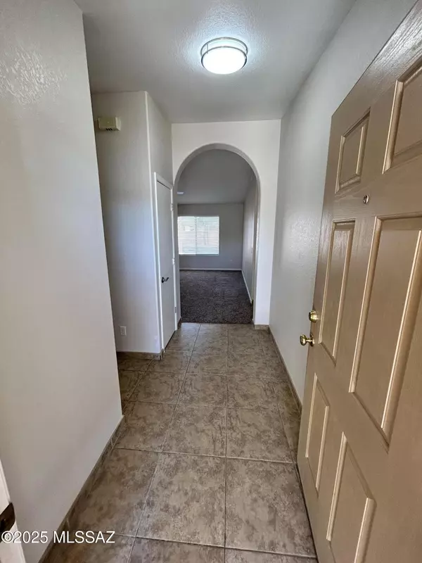 Tucson, AZ 85730,4083 S Apache Well DR