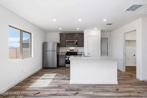 Red Rock, AZ 85145,21886 E Wayward LN