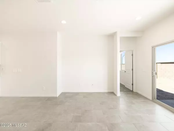 Marana, AZ 85653,10372 W Granderson ST