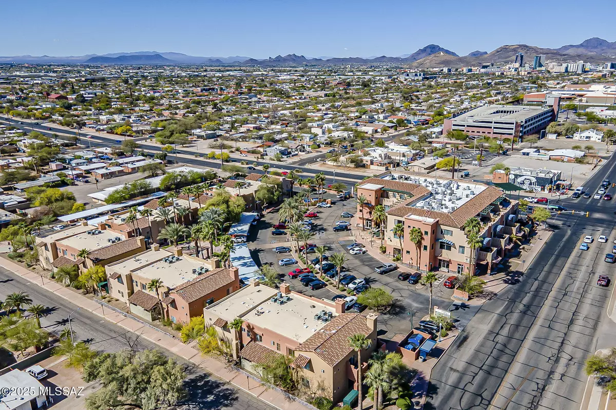 Tucson, AZ 85719,446 N Campbell AVE #UNIT 2203