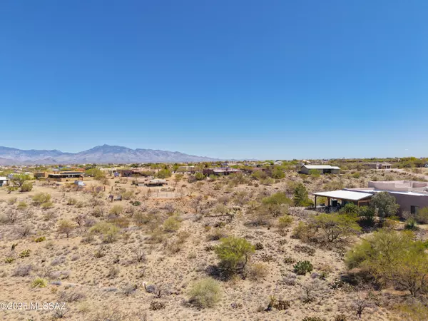 Vail, AZ 85641,590 N Margo DR #23