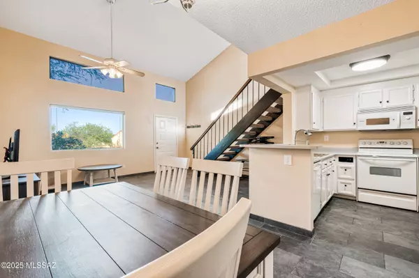 Tucson, AZ 85745,2730 W Avenida Azahar