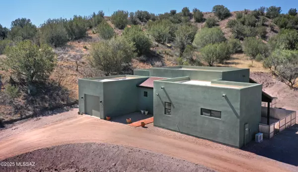 Patagonia, AZ 85624,118 Tanglehead LN