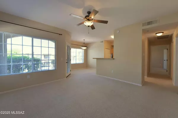 Tucson, AZ 85737,1500 E Pusch Wilderness DR #UNIT 13101