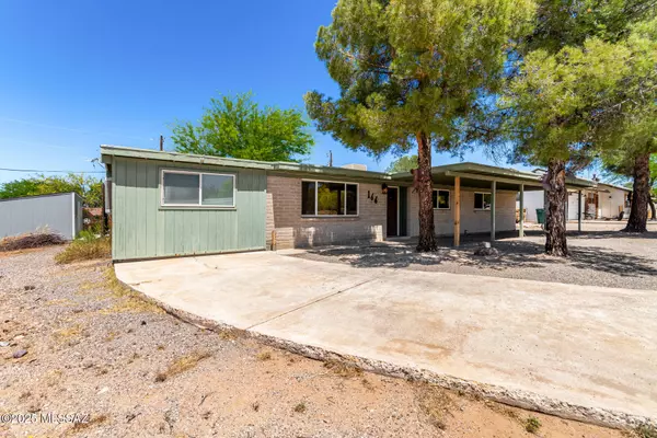 Corona De Tucson, AZ 85641,166 W William Carey ST