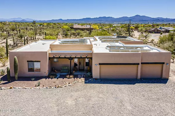 4247 W Flying Diamond DR,  Tucson,  AZ 85742