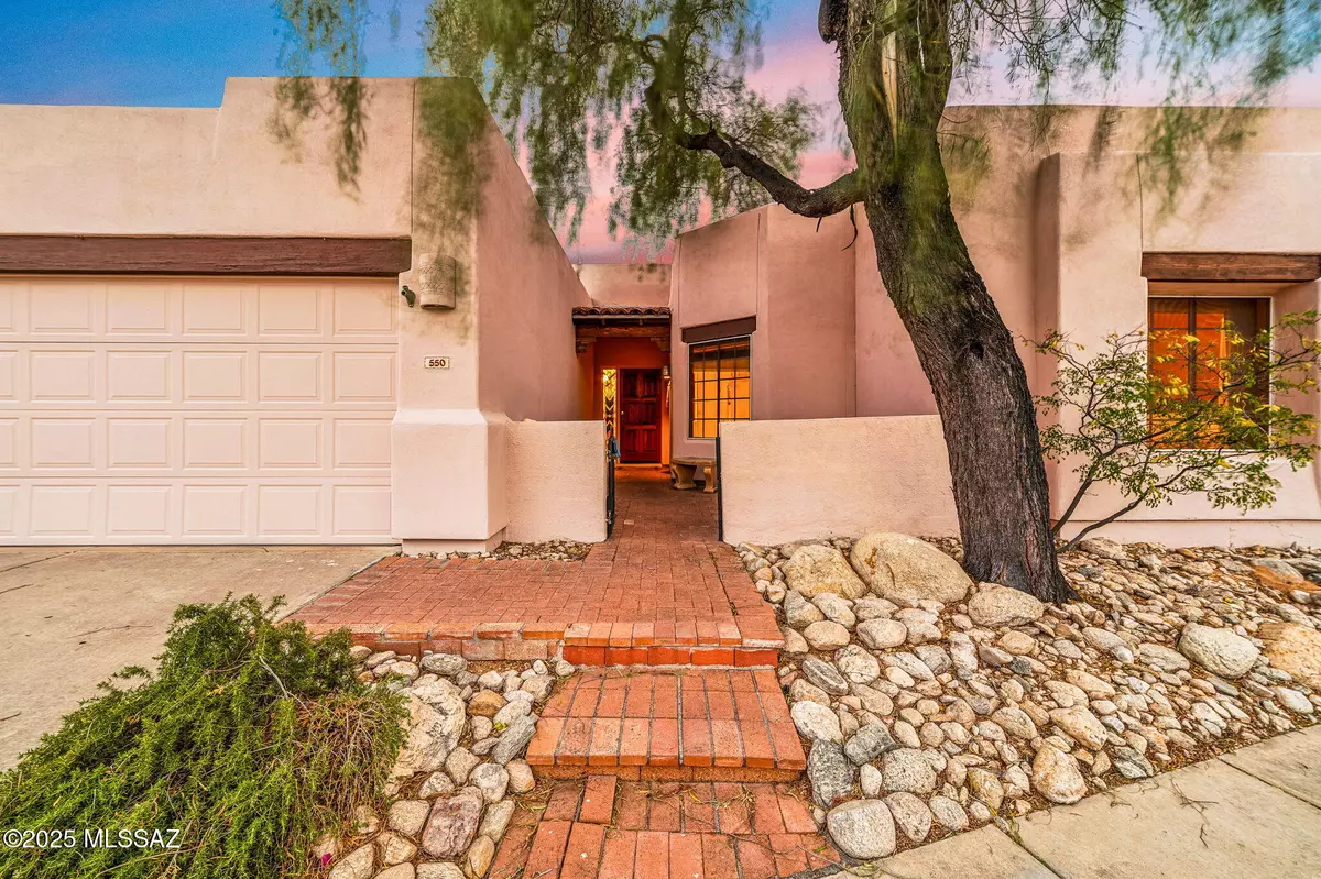 Tucson, AZ 85704,550 E Squirrel Tail DR