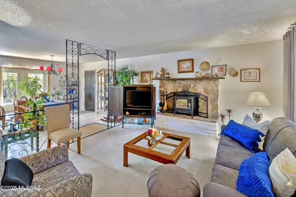 Oracle, AZ 85623,575 N Robles RD