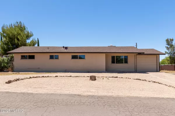 Oracle, AZ 85623,1540 N Calle Valencia