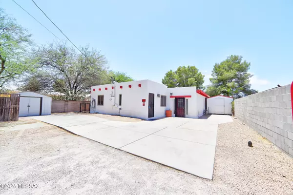 Tucson, AZ 85712,1415 N Cloverland AVE
