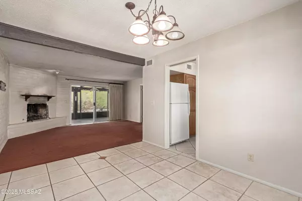 Green Valley, AZ 85614,185 E Los Arcos