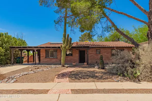 185 E Los Arcos, Green Valley, AZ 85614