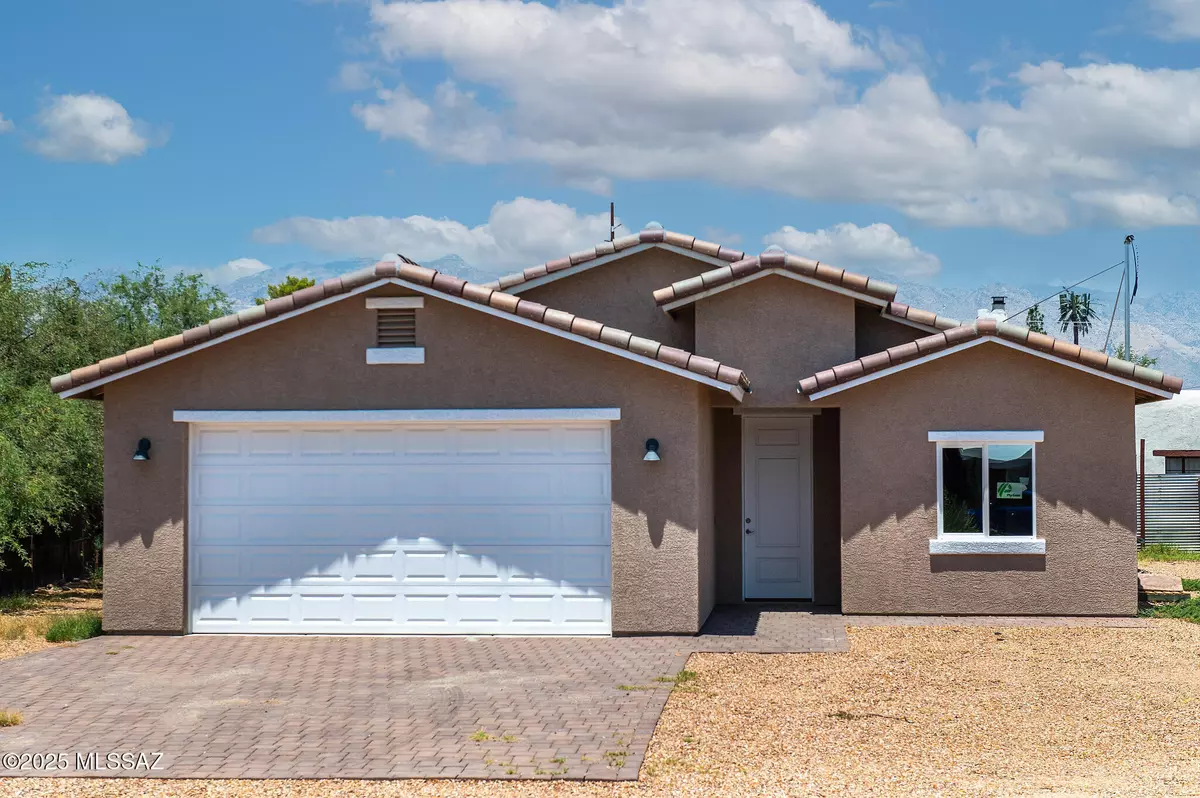 Tucson, AZ 85714,1139 W District ST