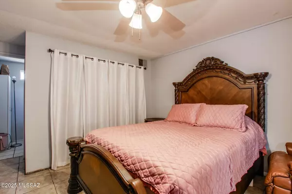 Tucson, AZ 85746,2626 W Vereda Amarillo