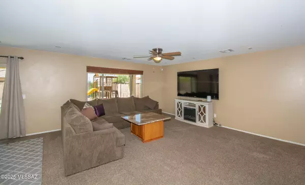 Marana, AZ 85653,11599 Boll Bloom DR