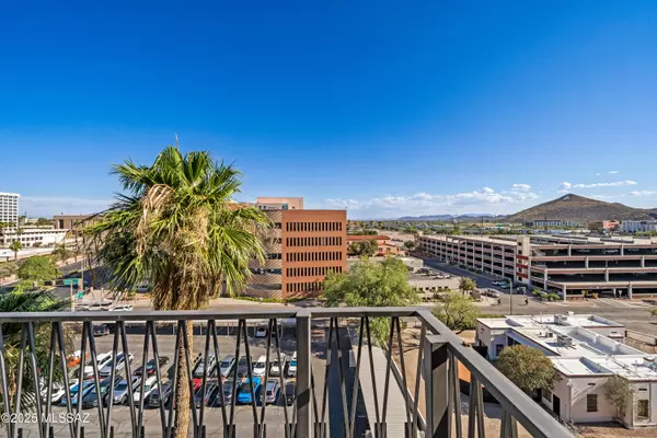 Tucson, AZ 85701,425 W Paseo Redondo 2J