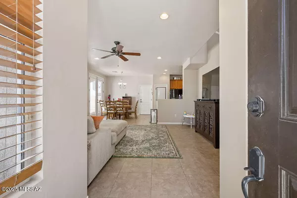 Sahuarita, AZ 85629,656 W Paseo Celestial