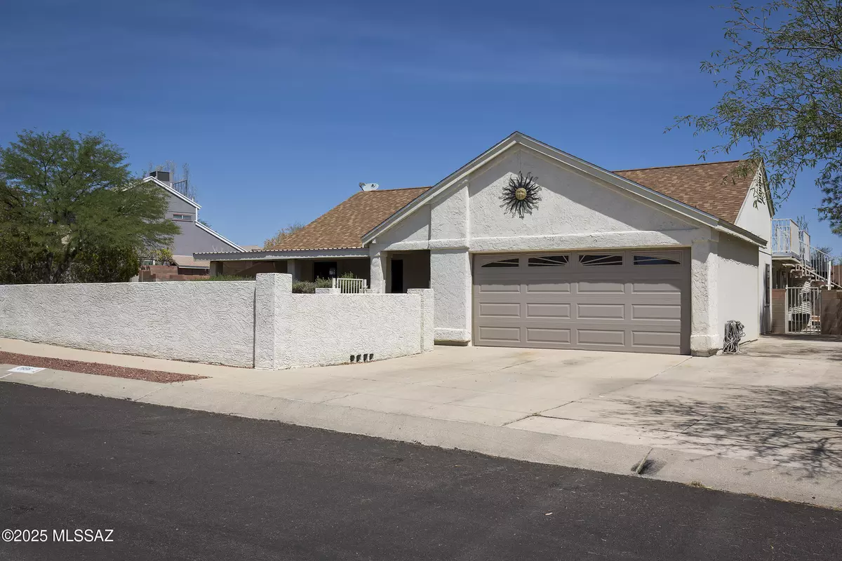 Tucson, AZ 85745,2856 W Goldfield DR