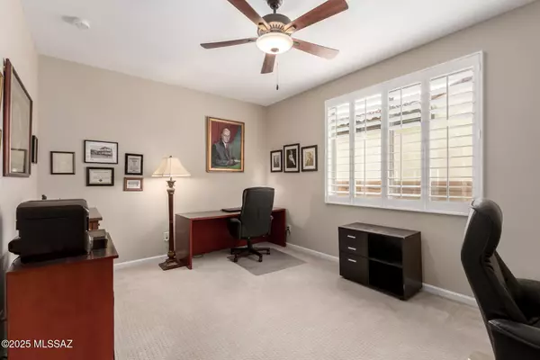 Green Valley, AZ 85614,2464 E Canyon Crossing DR