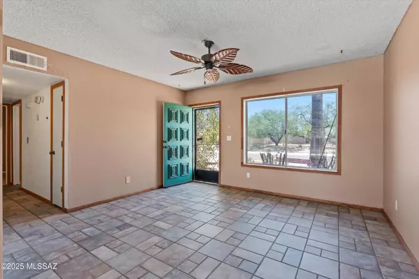 Tucson, AZ 85730,8339 E Nicaragua DR